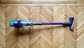 Dyson Gen5detect Aspirapolvere Senza Fili - Filtro HEPA e Sistema Senza Sacchetto - Sensori ad Alta Precisione per Legno Scale e Tappeti - Blu Notte Rame con Salviette JUNG