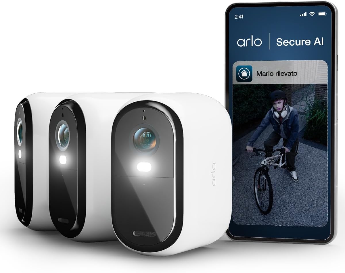 Arlo Essential 3 XL 2K Kit 3 Telecamere - Batteria fino a 24 Mesi e Uso Interno Esterno - Visione Notturna Colori con Sirena - Audio Bidirezionale e Sensore Movimento